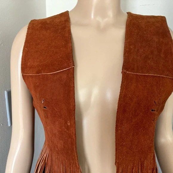 Vintage 60s 70s 80s Boho Hippie Brown Fringe Suede Vest Size S/XS - Picture 2 of 11